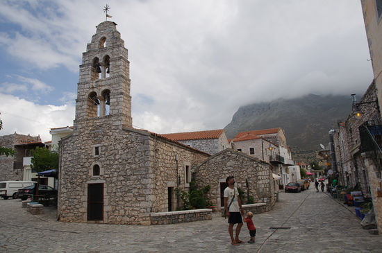 In der Hauptstrasse von Areopoli