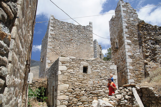 Ein Labyrinth von Gassen zwischen den Wehrtürmen tut sich auf.