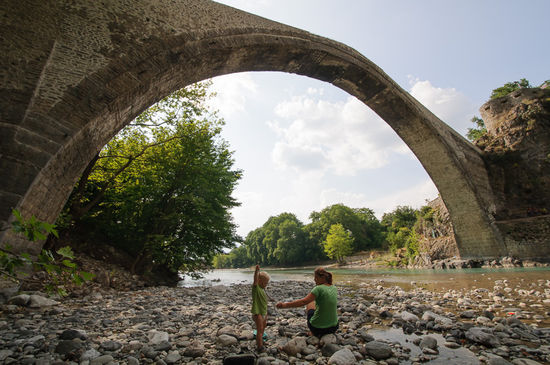 Die Steinbogenbrücke von Konitsa