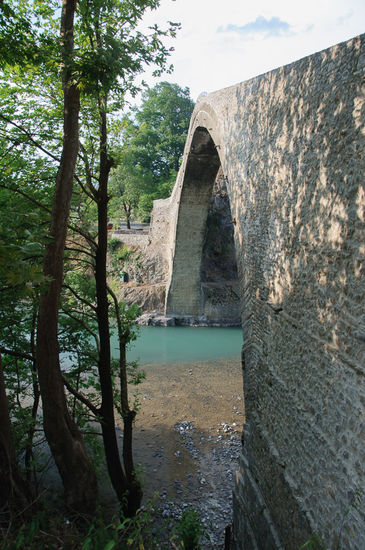 Sie ist 20m hoch und 40m breit