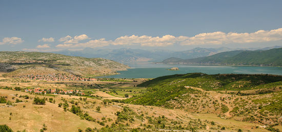 Erster Blick auf den grossen Prespasee