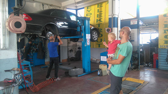 Georg will aus der Werkstatt gar nicht mehr raus.