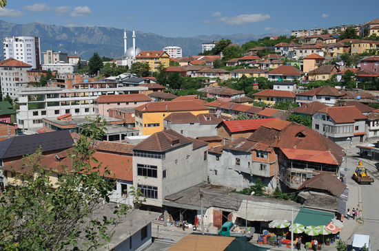 Erster Blick über Peshkopi