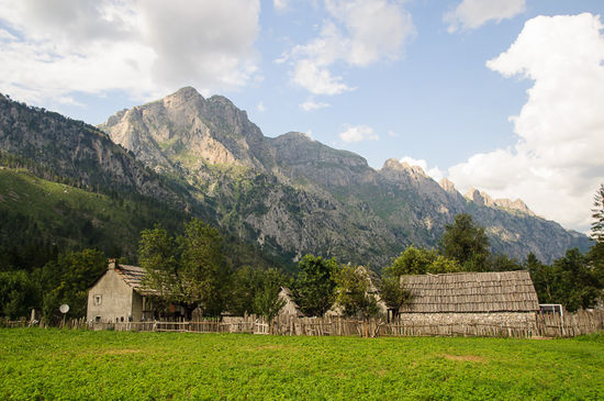 Es gibt auch noch viele traditionelle Bauernhöfe