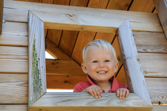 Er geniesst den letzten Tag auf Reisen noch einmal so richtig.