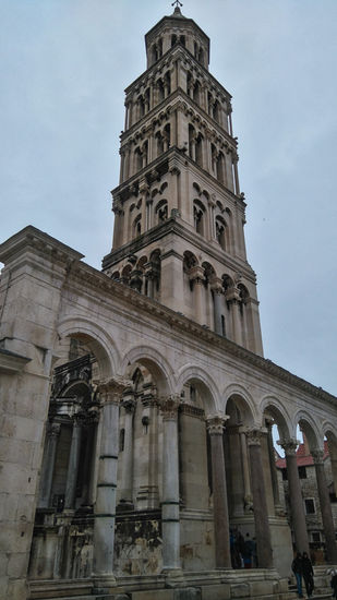 Der Glockenturm in der Altstadt