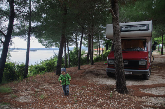 Campingplatz Nevio, mit direkter Sicht aufs Meer...