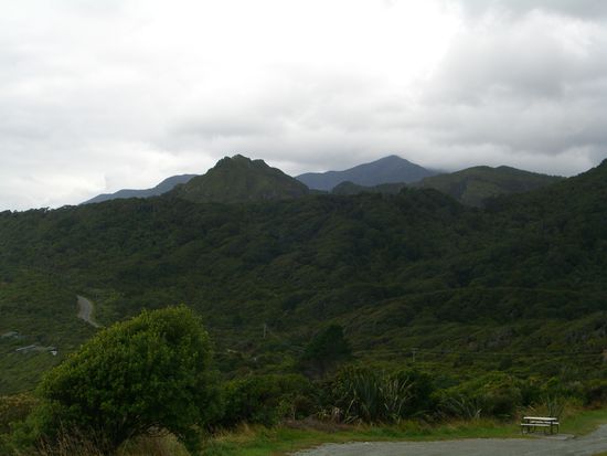 weiterfahrt zu den pancake rocks