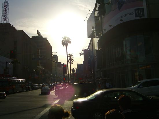 Hollywood blvd. Wie so oft habe ich schlussendlich vergessen ein gescheites foto zu machen. Aber da ich von dort wieder wegfliege, hab ich vielleicht nochmal die gelegenheit 