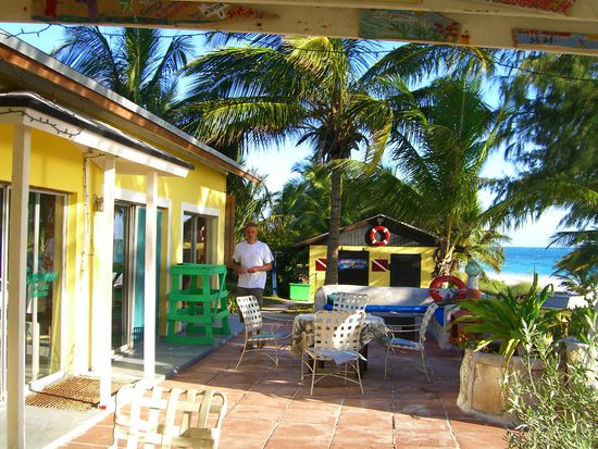 Teil unserer Terrasse mit Uli