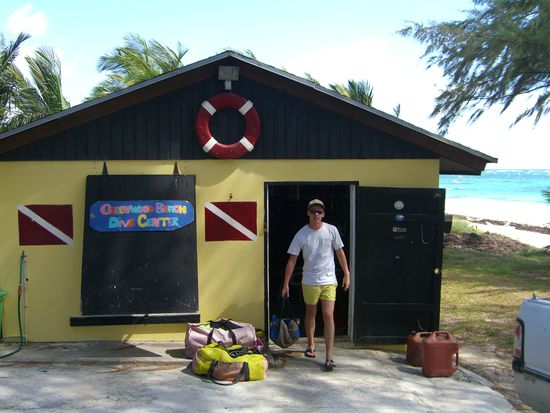unser Dive Center 
Vorbereitung zum tauchen