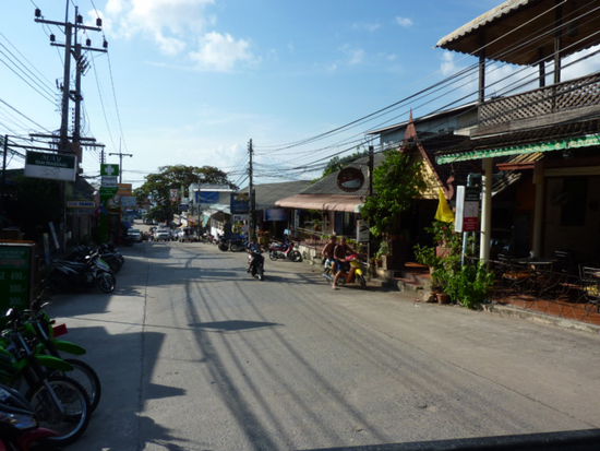 Haupstrasse von Ko Tao