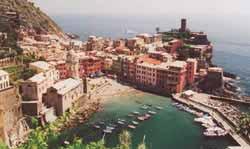 Der Hafen von Vernazza