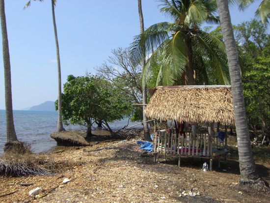 Ostkueste der Insel, keine Straende, dafuer aber ziemlich idyllisch.