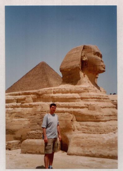Ich vor der Sphinx