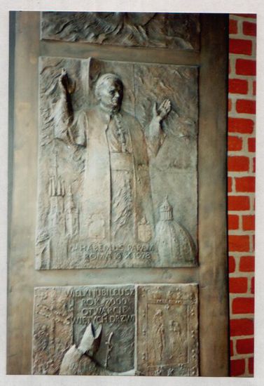 Pabst Johannes Paul der 2. auf der Tür der ST. Jacobus Kirche