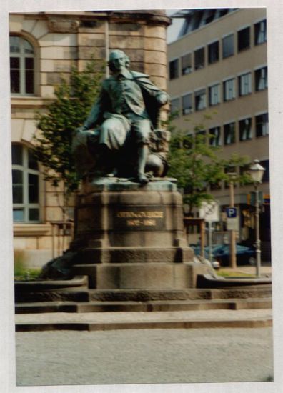 Otto von Guericke Denkmal