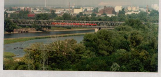 Blick auf die Eisenbahnbrücke über die Elbe
Magdeburg - Berlin