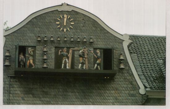 Glocken und Figurenspiel am Marktplatz