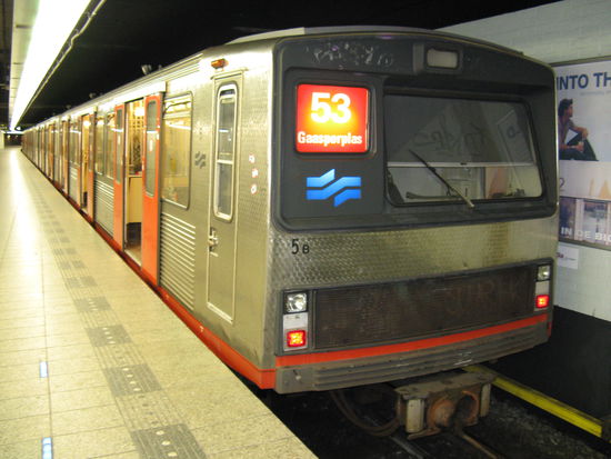 Metro im Hauptbahnhof