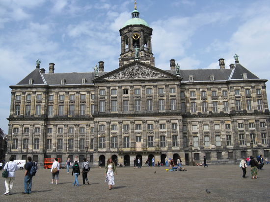 Königlicher Palast bis 1808 Rathaus