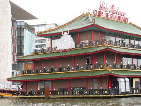 Das größte und wohl auch schönste China Restaurant in Amsterdam