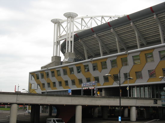 Direkter Autobahnanschluß ins Stadion