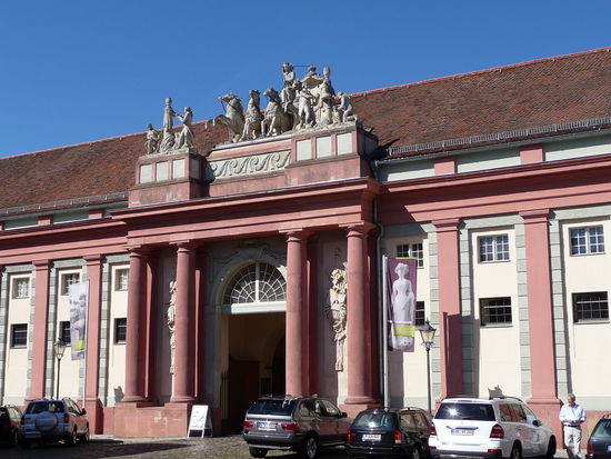 Ehemaliger Königlicher Kutschpferdestall
erbaut 1789