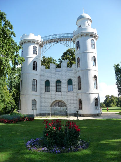 Das Schloß auf der Pfaueninsel