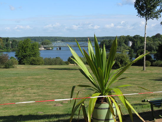 Blick vom Schloß Babelsberg auf die Havel