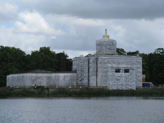 Marmorpalais Seeseite im Sommer 2008