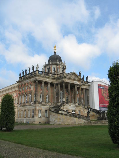 Communs am Neuen Palais