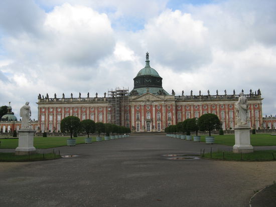 Neues Palais Ostseite