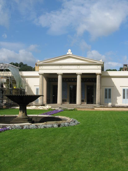 Eingang Schloß Charlottenhof