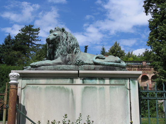 Ausgang von Park Sanssouci an den 
Neuen Kammern