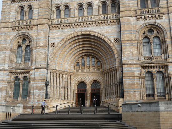 Eingang Naturhistorisches Museum London