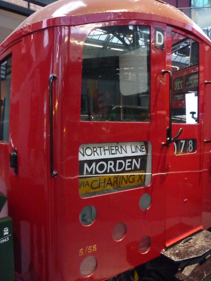 Alter Zug der Northern Linie