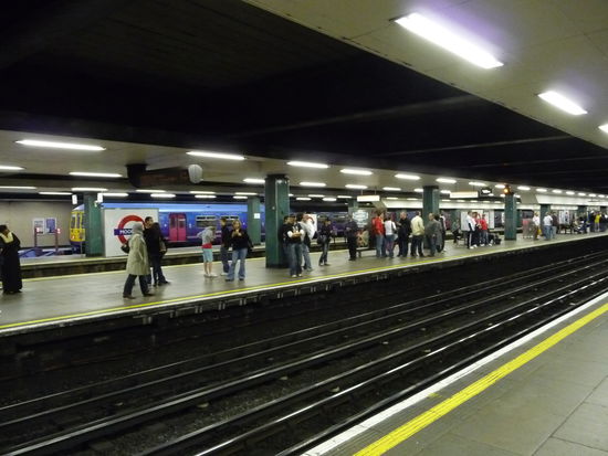 Bahnhof Moorgate der Metropolitan &amp; Circle Linie