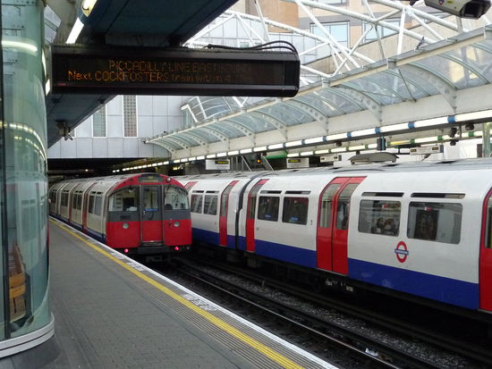 Bahnsteig Hammersmith der Picadilly Linie