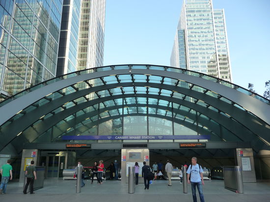 Bahnhof Canary Wharf der Jubilee Linie errichtet von Sir Norman Foster