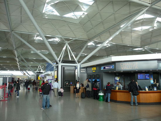 Terminal von Sir Norman Foster