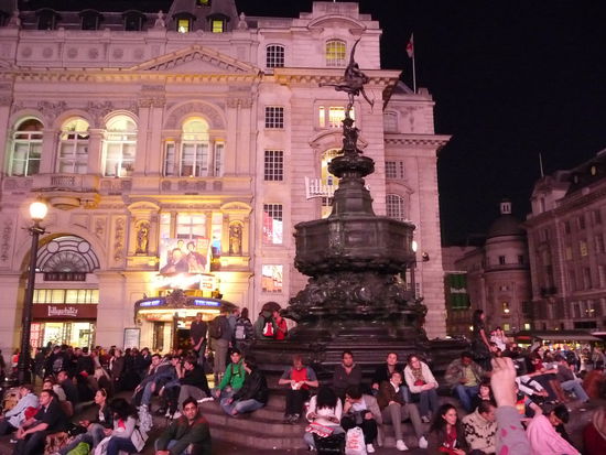 Shaftesbury Memorial Fountain - Gedenkbrunnen auch bekannt unter den Namen Erosbrunnen