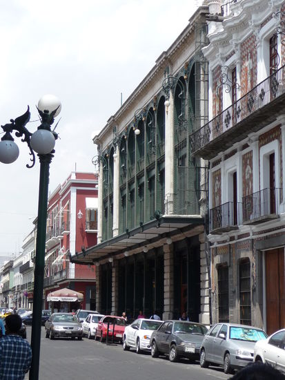Das grüne Haus wurde mit französischen Stahlelementen verziert was damal mit zum besten gehörte was es gab.