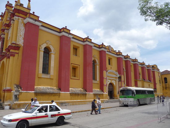 Kathedrale Seitenansicht