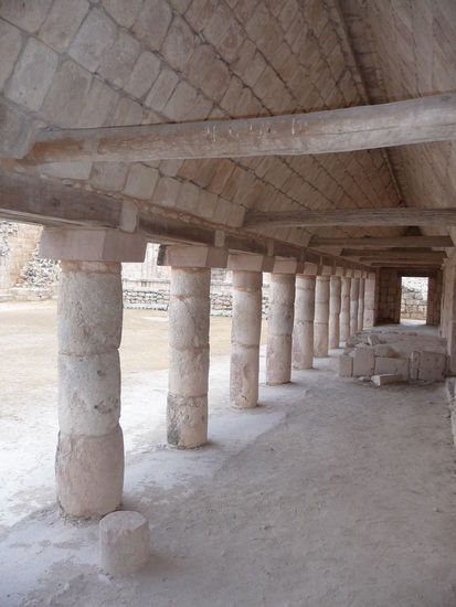 Gebäude mit Klimaanlage der Maya in Uxmal