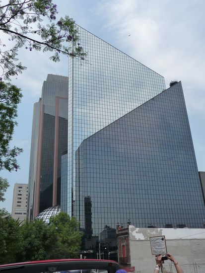 Die Börse ist eine der größten in Lateinamerika und wurde 1886 gegründet