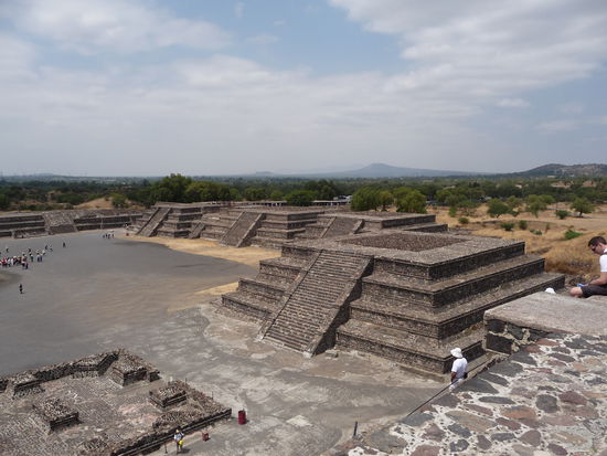 Blick von der Mondpyramide