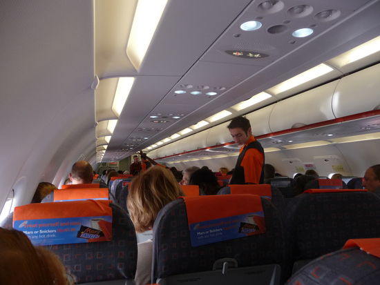 Während des Anflugs von Berlin  nach Paris an Bord von Easy Jet