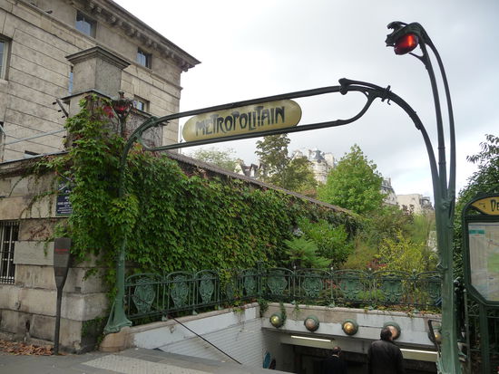 Metro Eingang Denfert Rochereau