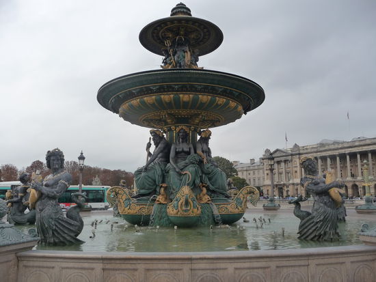 Meeres und Fluss Fontäne leider ohne Wasserfontäne